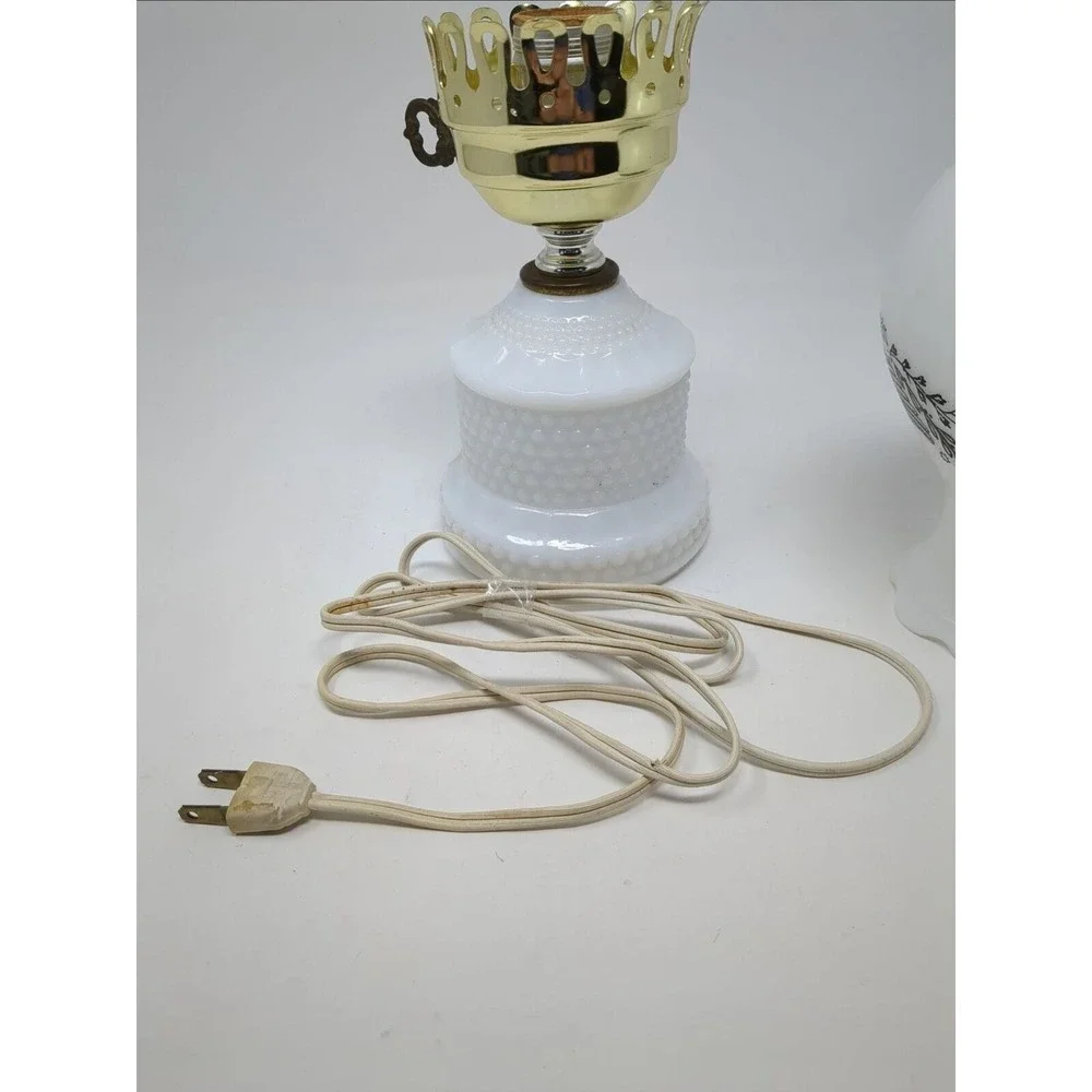 Vintage Electric Table Lamp Milk Glass Eagle‎ Shade UL D4600 E51483 - Picture 11 of 12